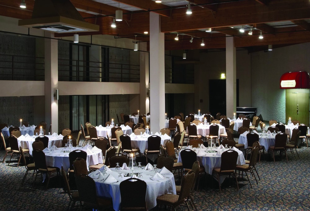 Ramkota Hotel And Conference Center 56/64