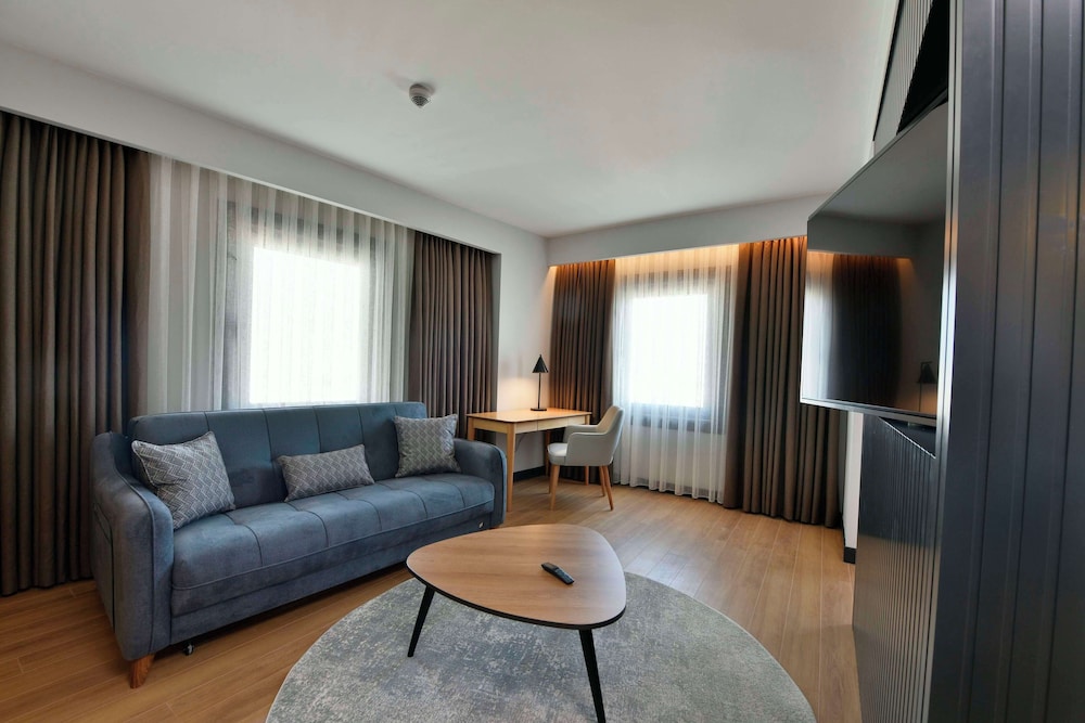 Radisson Hotel Mersin 28/48