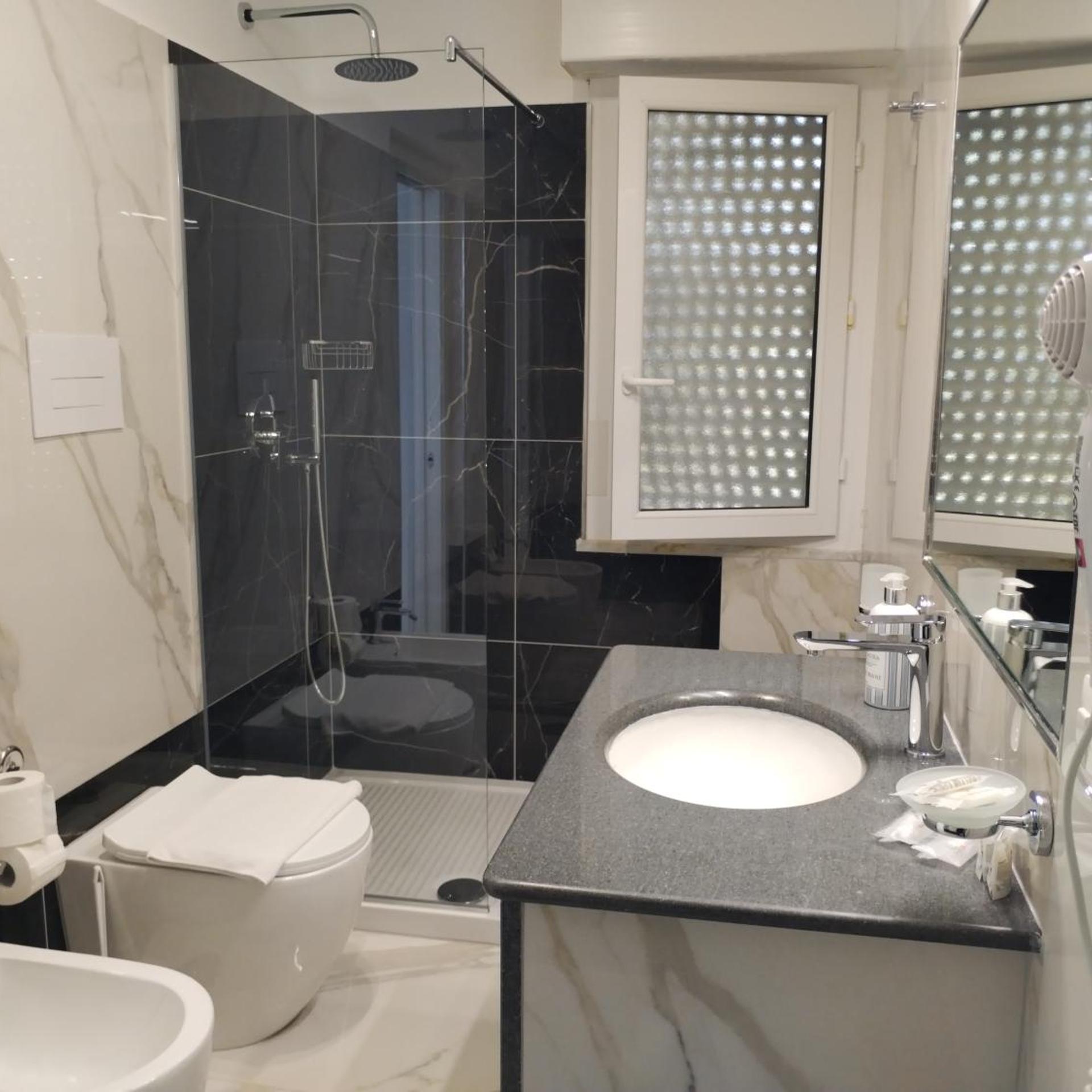 Villa Laura Hotel 48/52