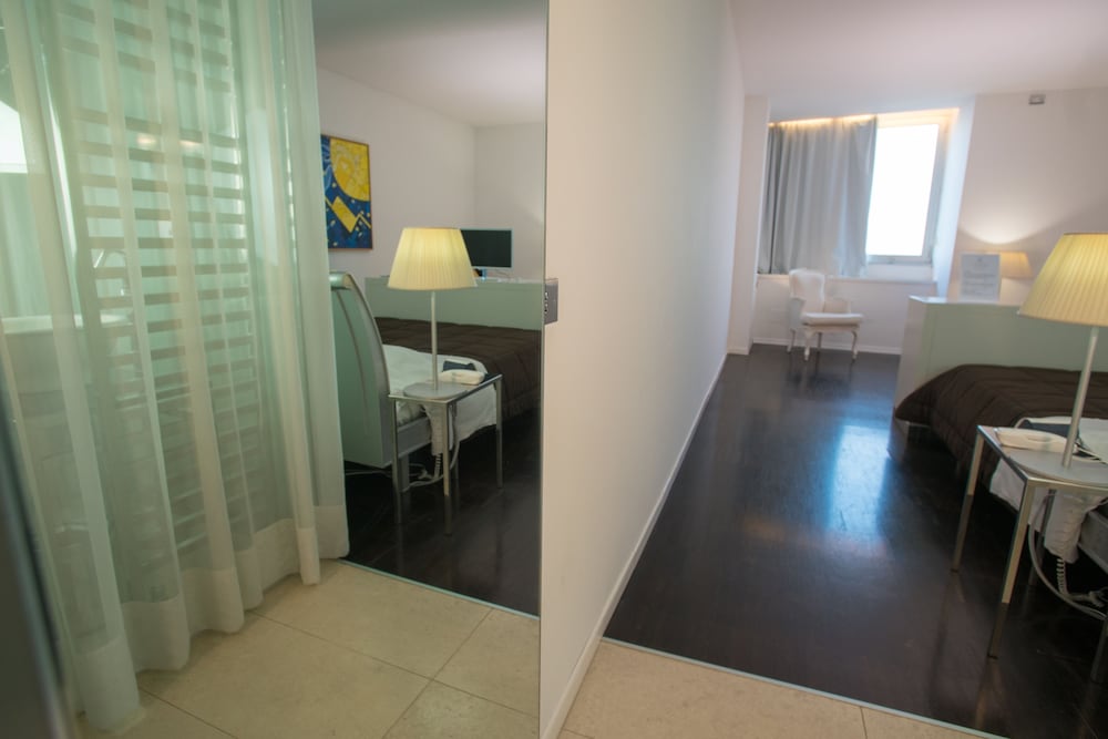 Hotel San Marino Idesign 33/34