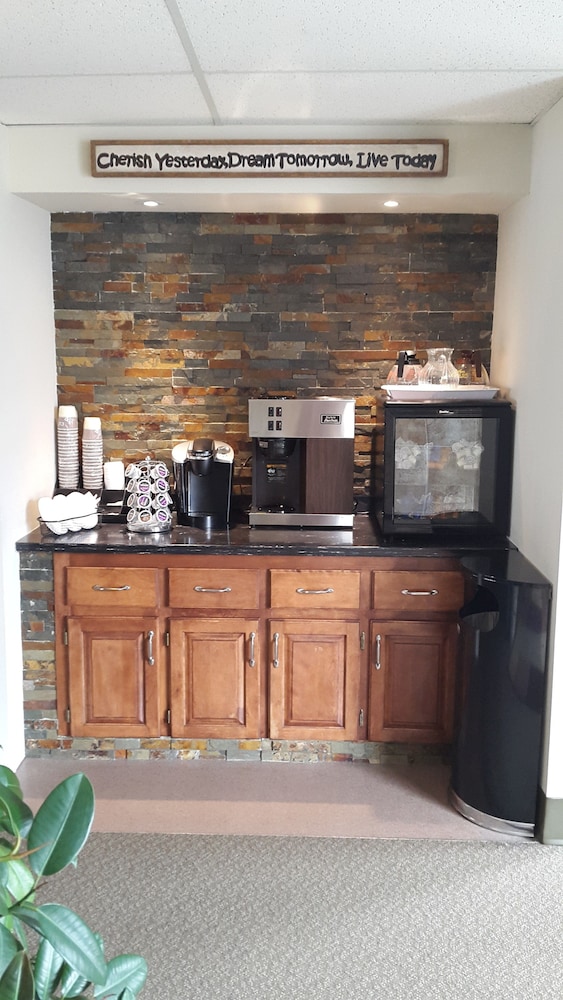 Saint Andrews Inn and Suites 8/34