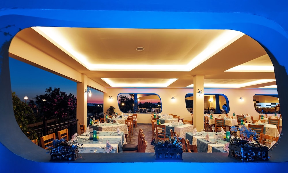 Club Hotel Turan Prince World 41/50