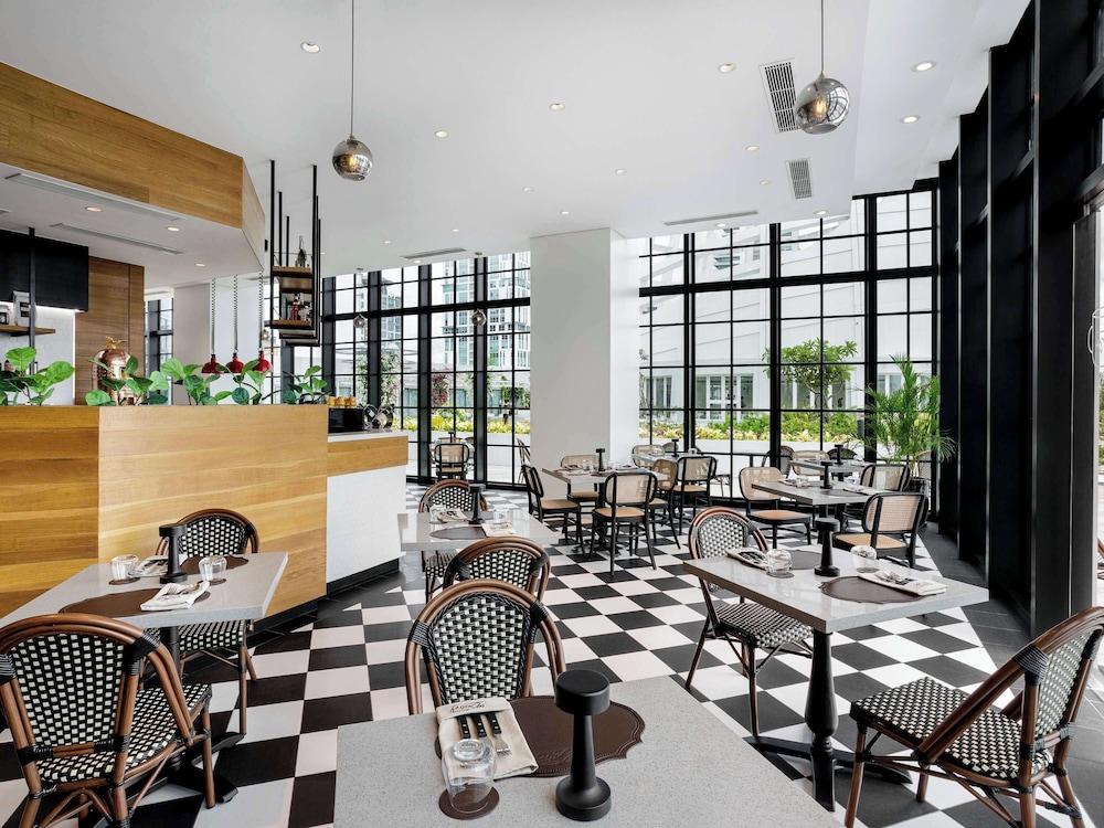 ibis Styles Manila Araneta City 57/66