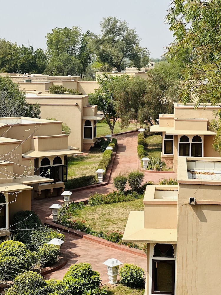 Heritage Resort 4/55