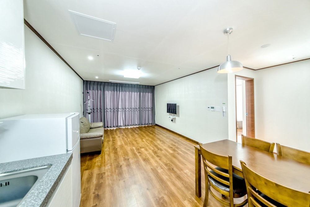 Rejina Pension 41/68