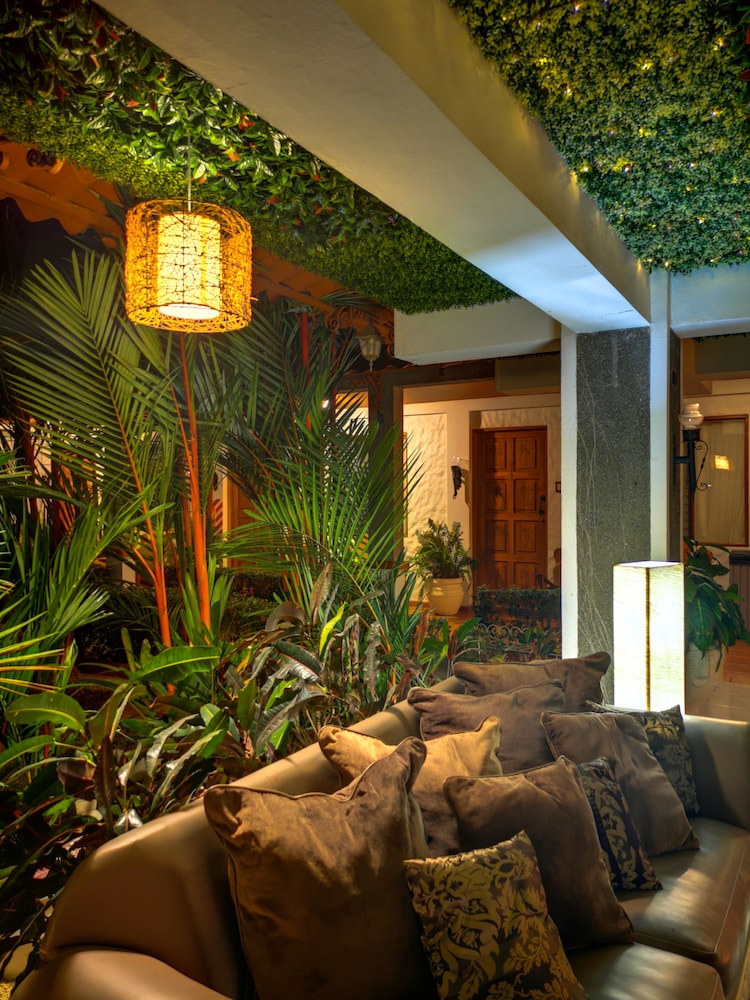 Hotel Villabosque 54/73