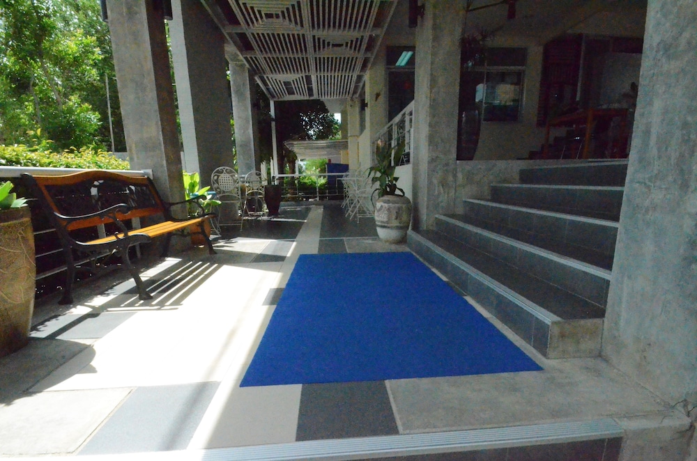 Pearl Huahin 8/51