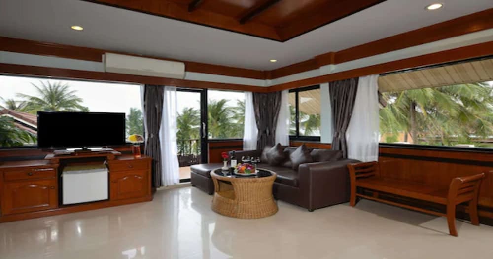 Phangan Bayshore Resort 54/69