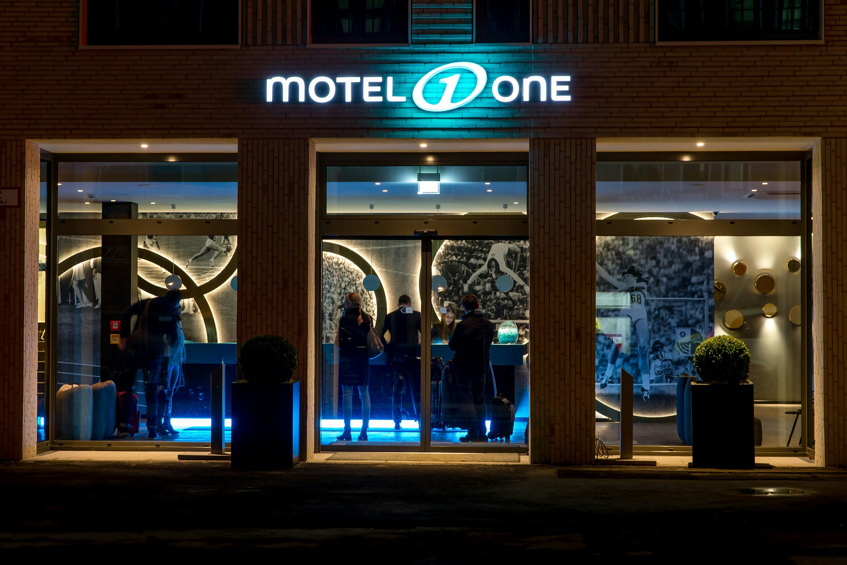 Hotel Motel One Munchen-Olympia Gate 1/16