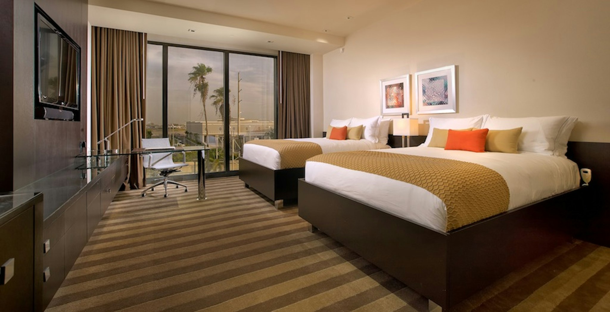 EB Hotel Miami 11/54