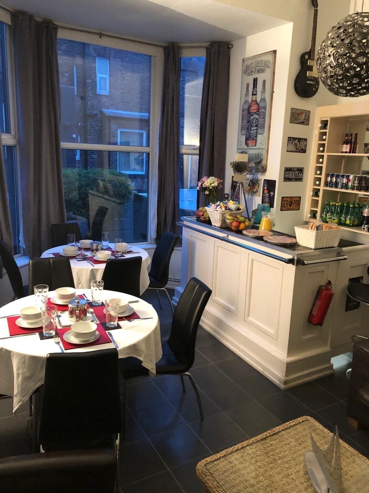 Hendham House Hotel 39/51