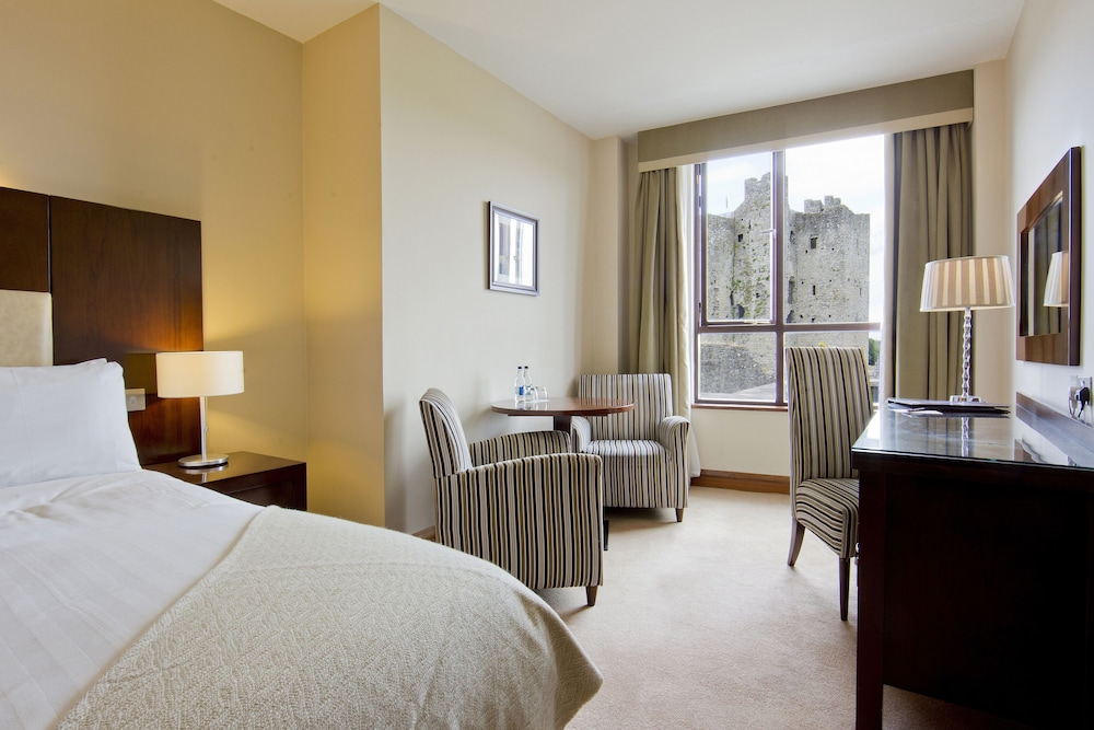 Trim Castle Hotel 16/57