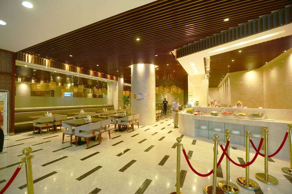 Ramada Plaza by Wyndham Chuzhou 38/43