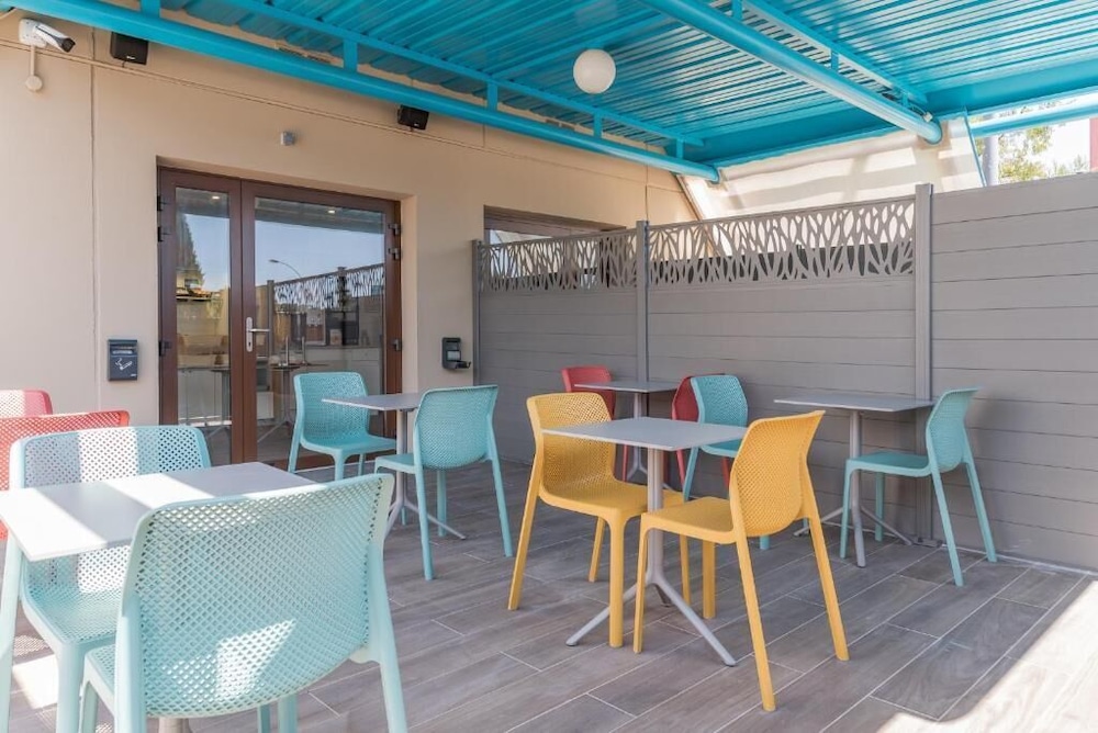 KYRIAD DIRECT Toulon Ouest La Seyne sur Mer 15/23