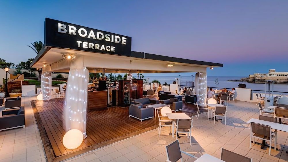 Corinthia Hotel St Georges Bay 4/50