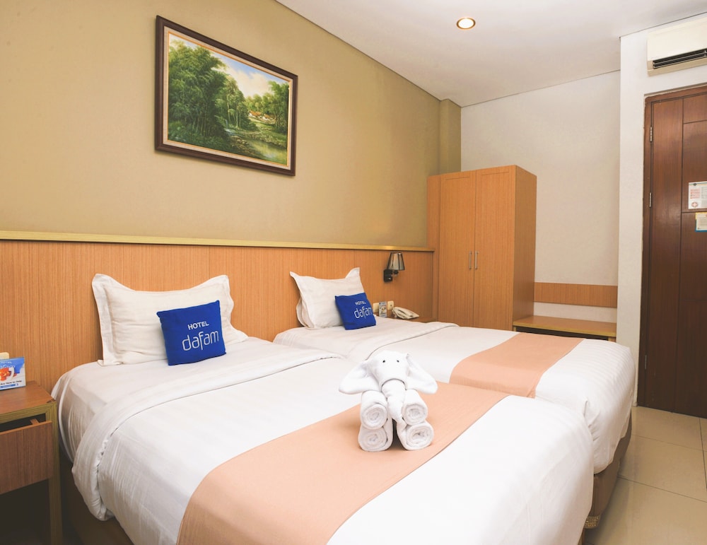 Hotel Dafam Rio Bandung 13/59