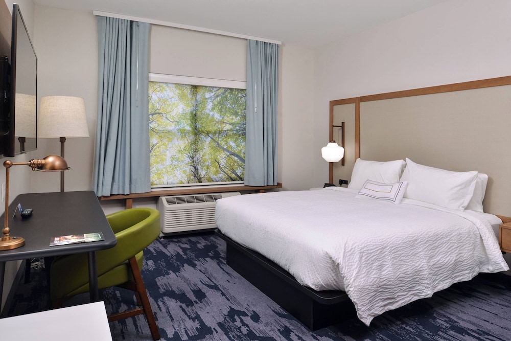 Room at Fairfield Inn And Suites Canton, CANTON - NY