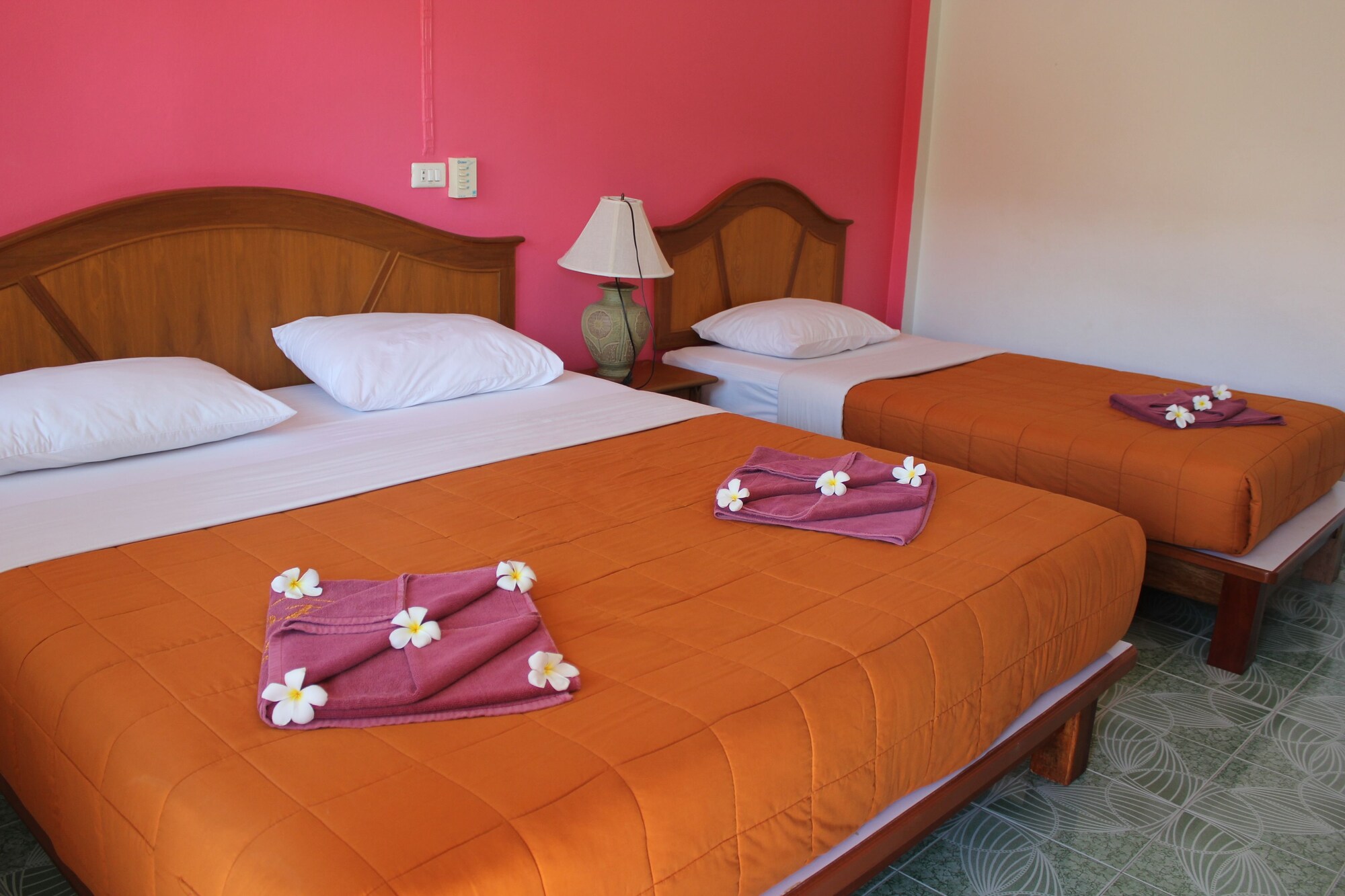 Junior Suite, Bungalow, 1 Queen and 1 Single Bed، D.R. Lanta Bay Resort 3/4