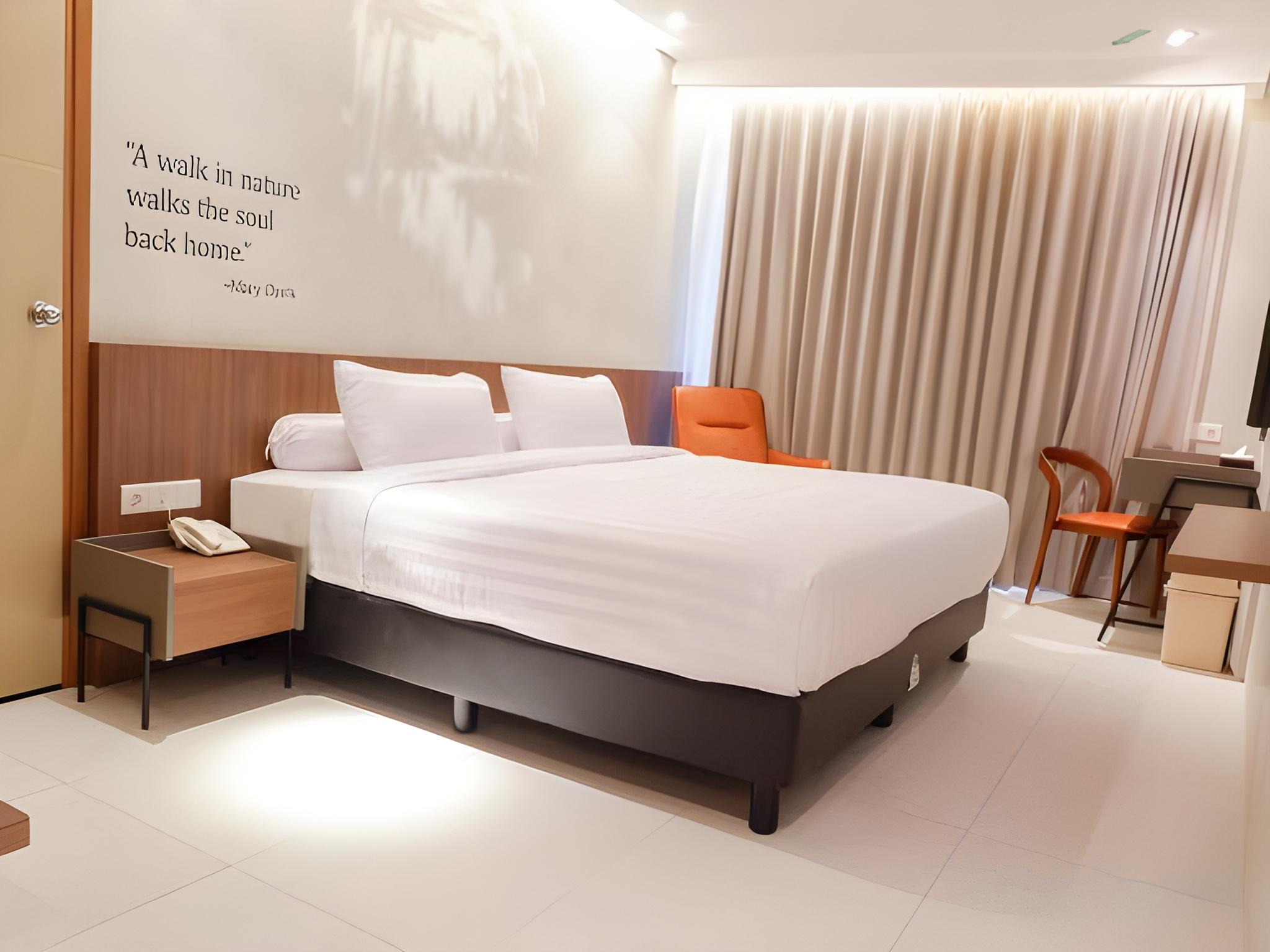 Resort, King Bed