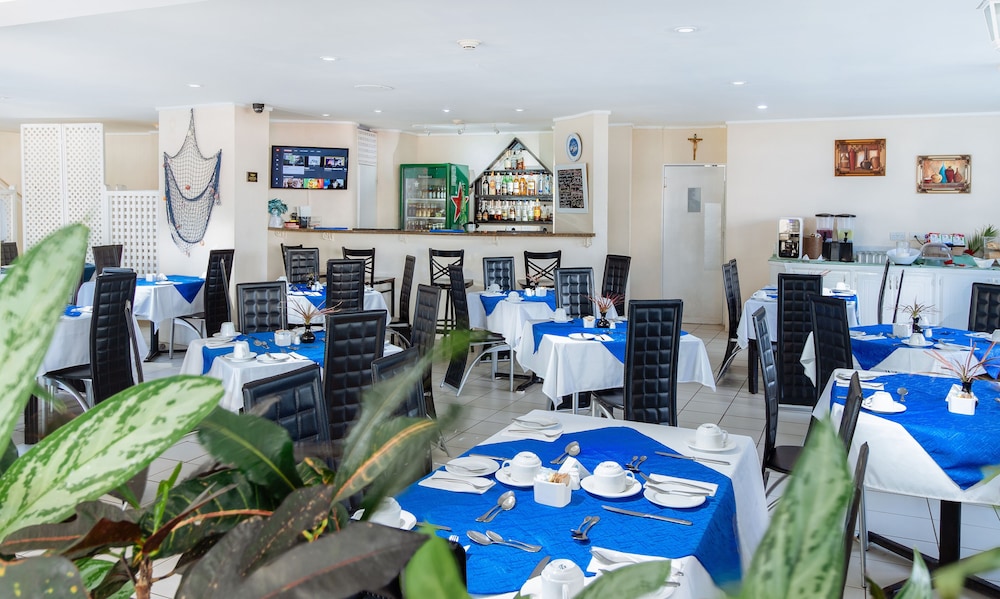 Bay Gardens Marina Haven 50/64