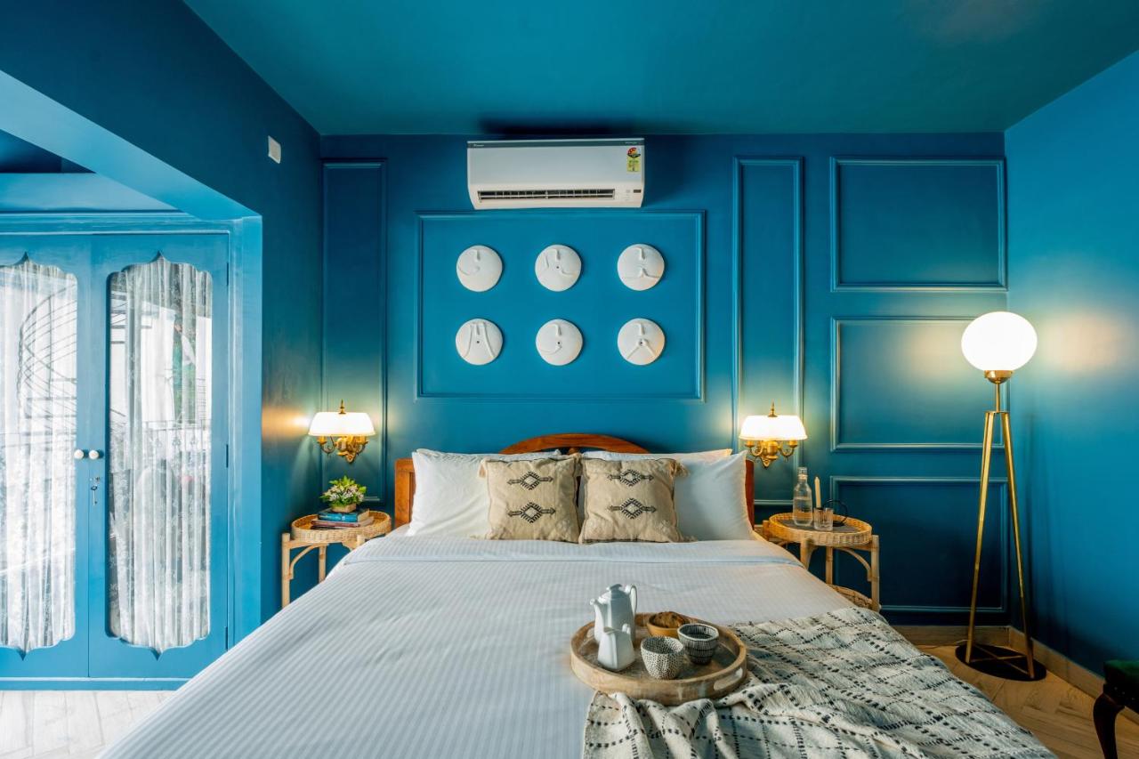 ELIVAAS BluDoor 5BHK Villa, Assagao 18/65