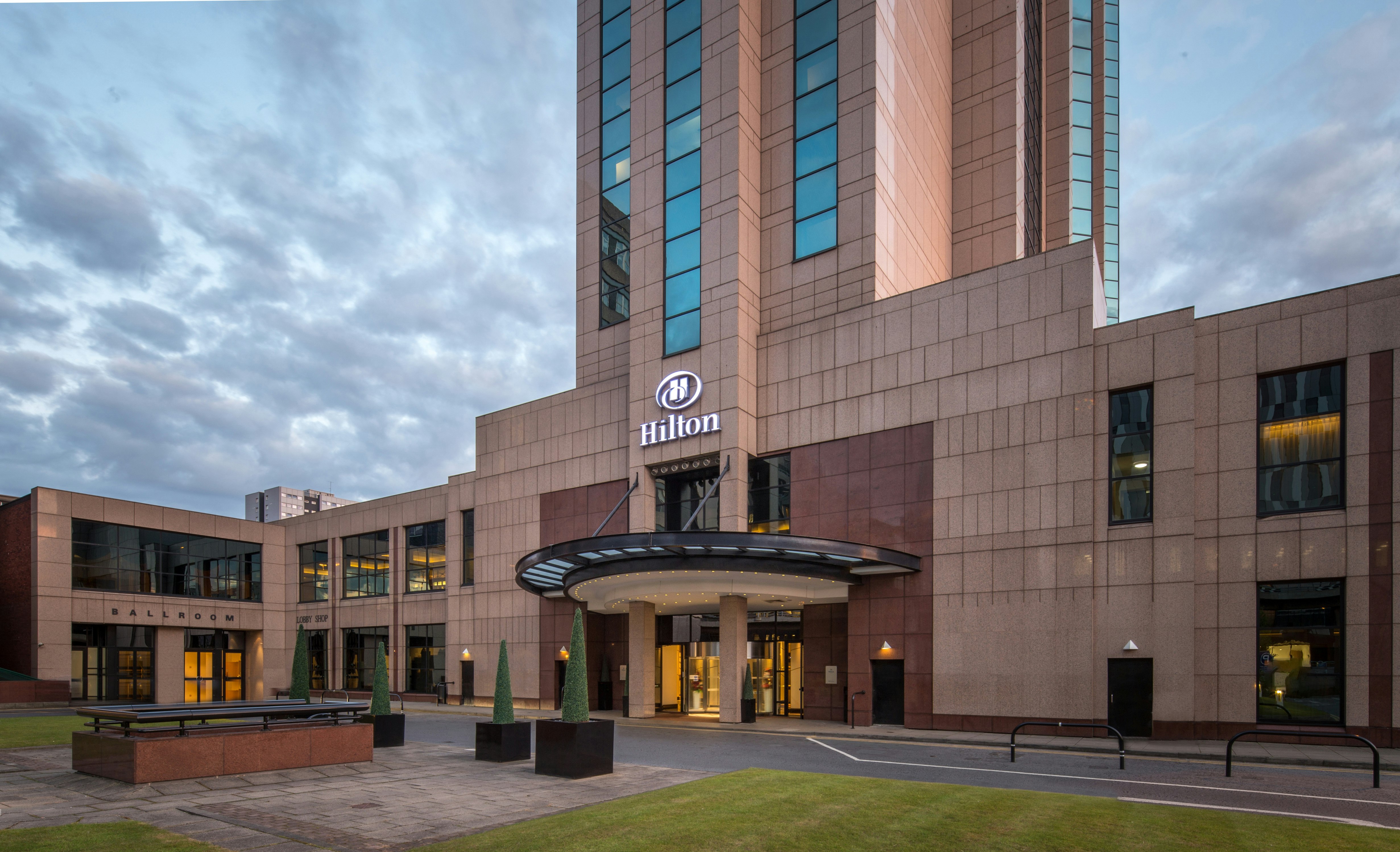 Hilton Glasgow Hotel 8/80