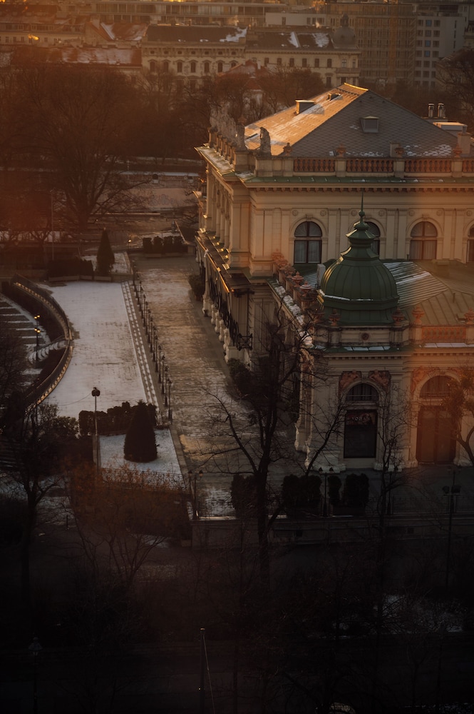 Almanac Palais Vienna 64/69