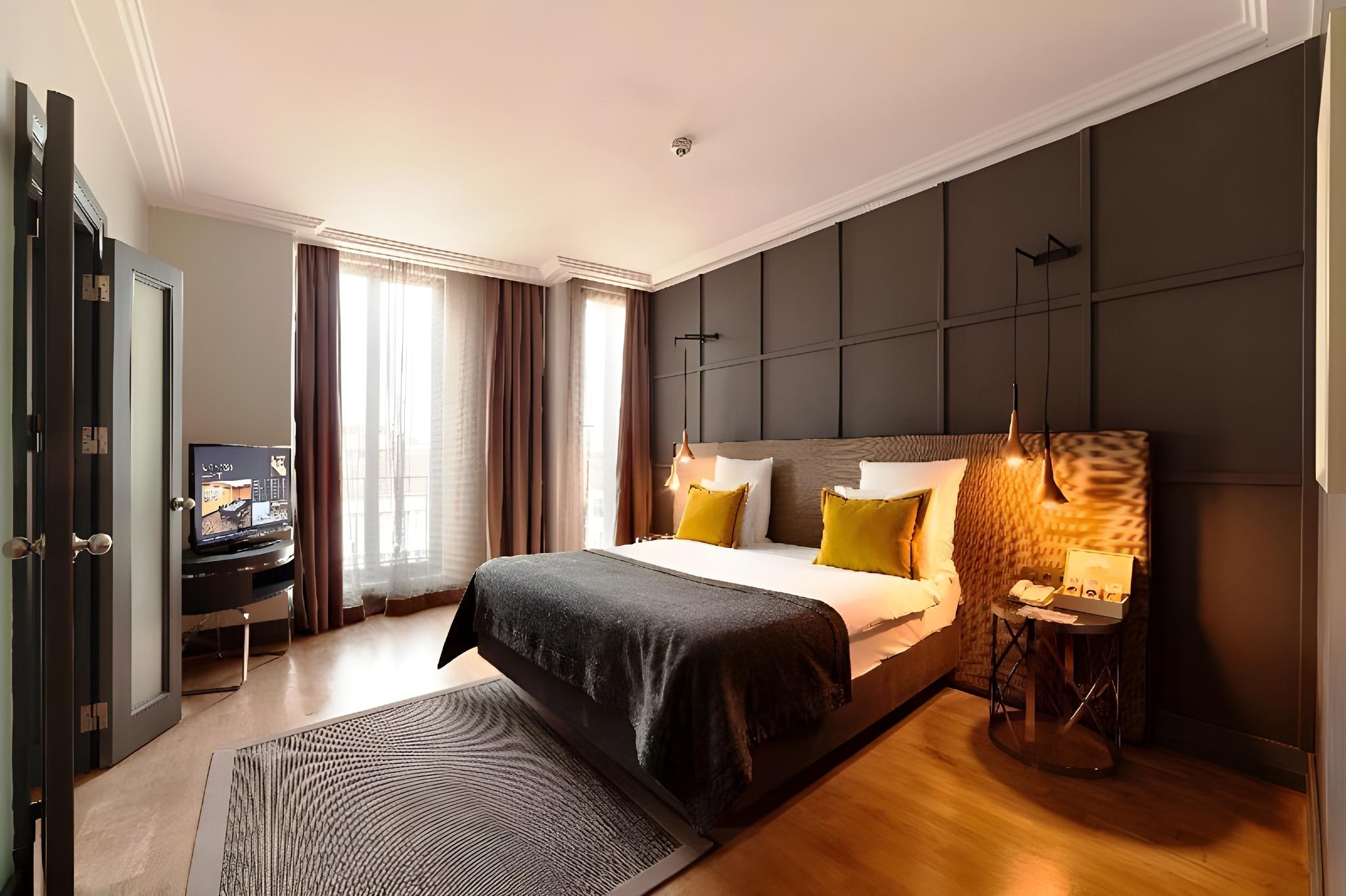 Suite, Queen Bed