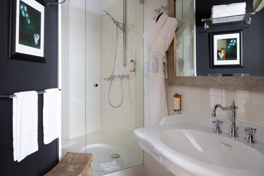 Le 123 Elysees Astotel 43/50