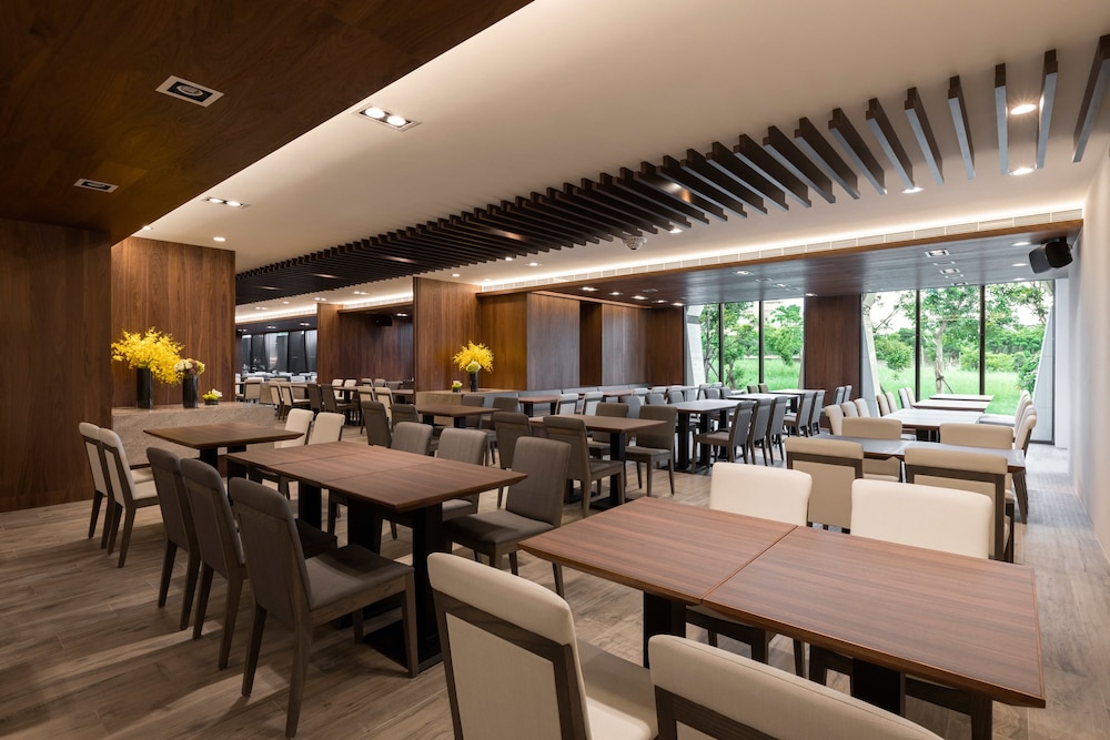 Lakeshore Hotel Yilan 32/46