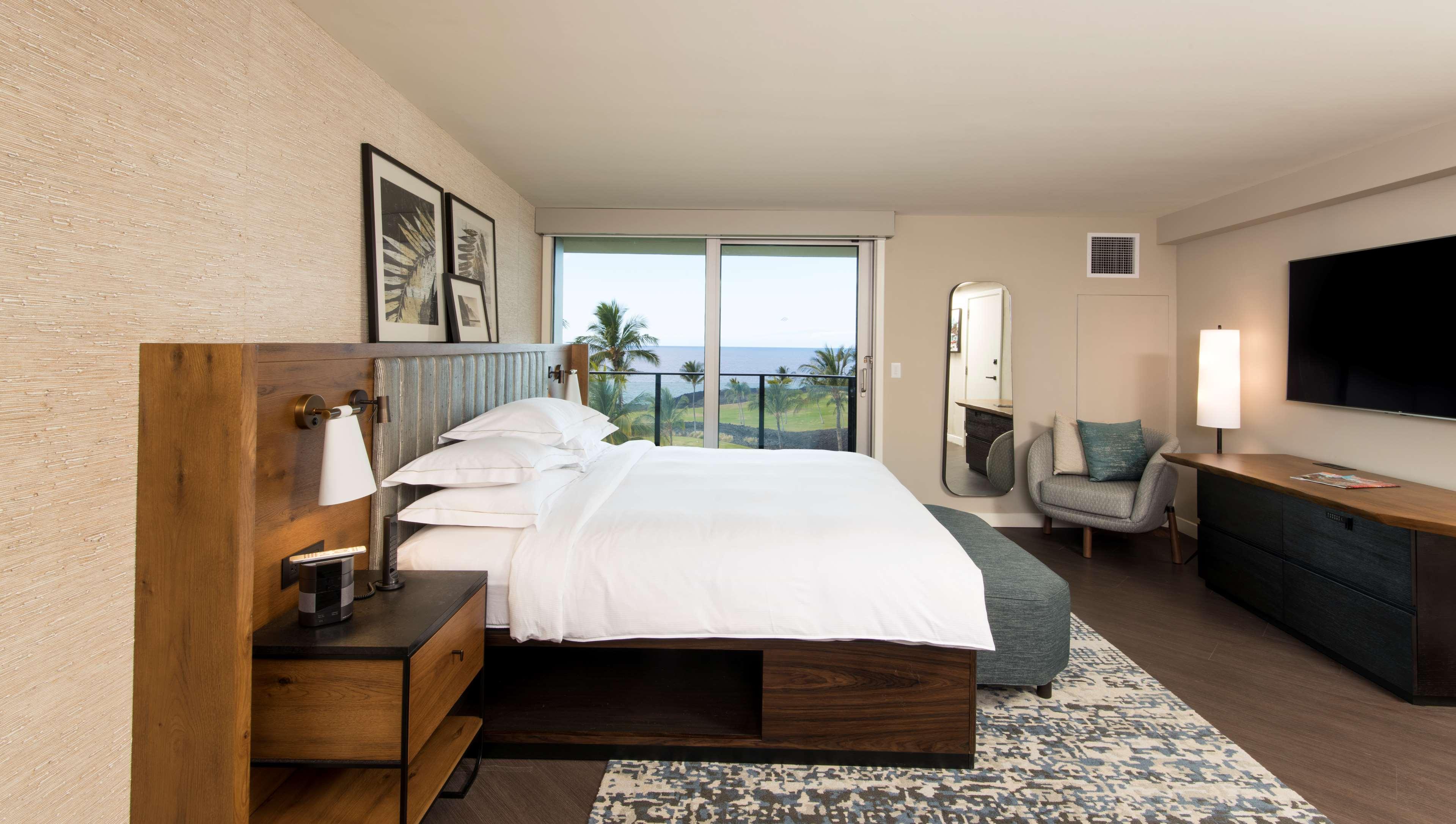 2 Bedrooms, Luxury, Suite, 2 Double Beds, King Bed, Resort View