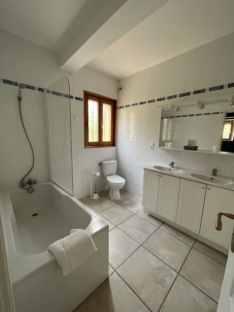 Hôtel Bon Encontre 21/23