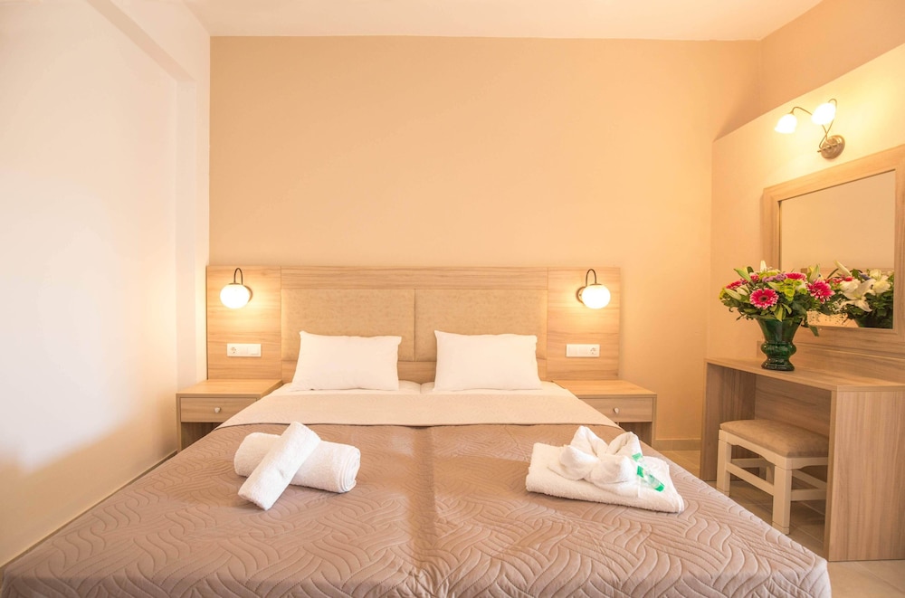Mastorakis Hotel 13/69