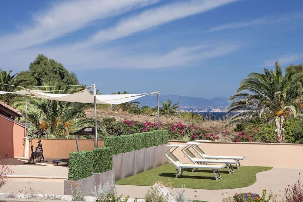 Hotel Corallaro 65/70