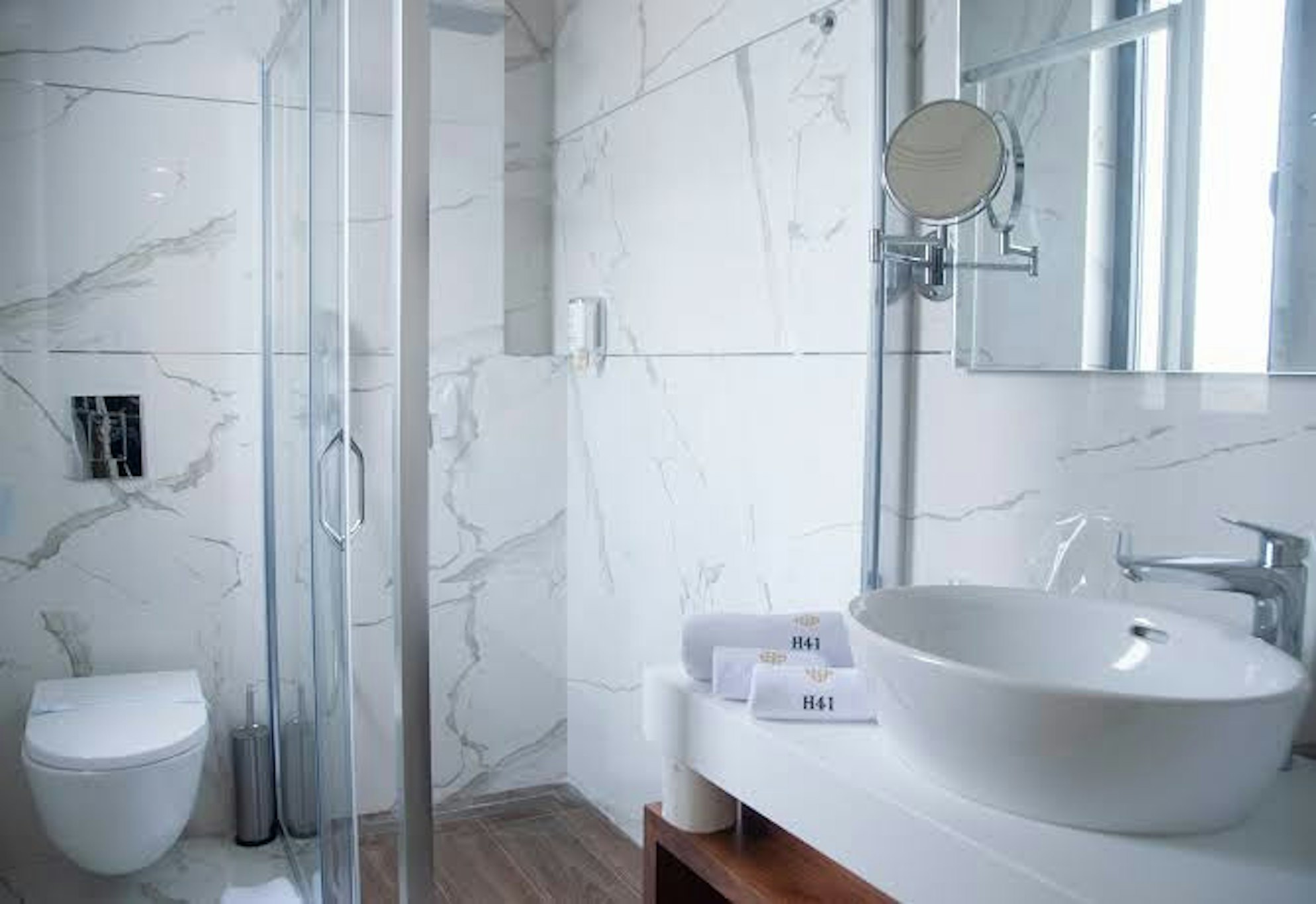 H41 Luxury Suites Belgrade 25/26