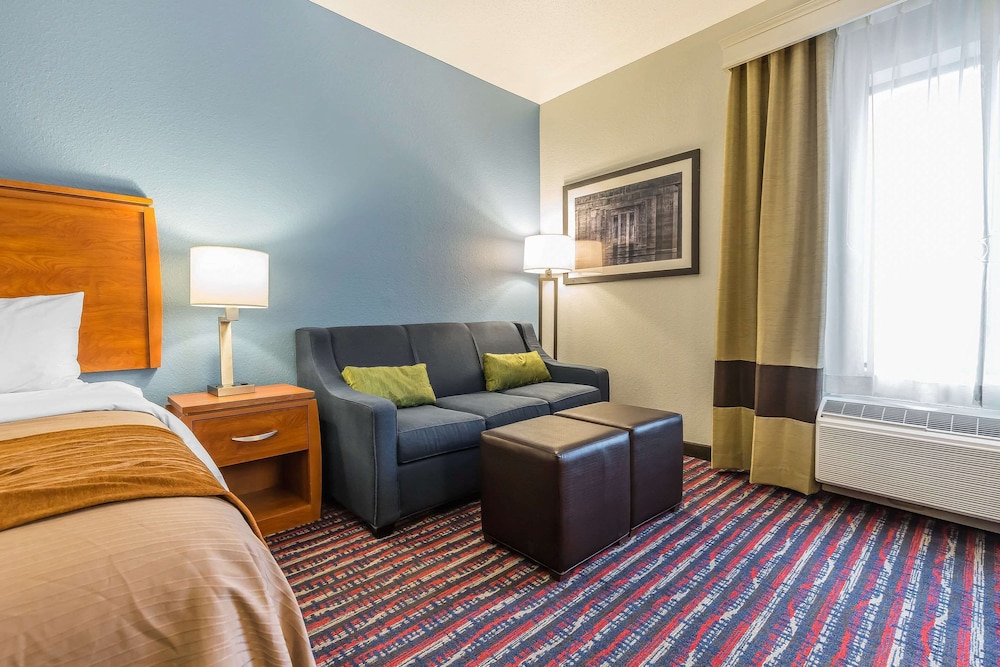 Comfort Inn Alton near I-255 25/47