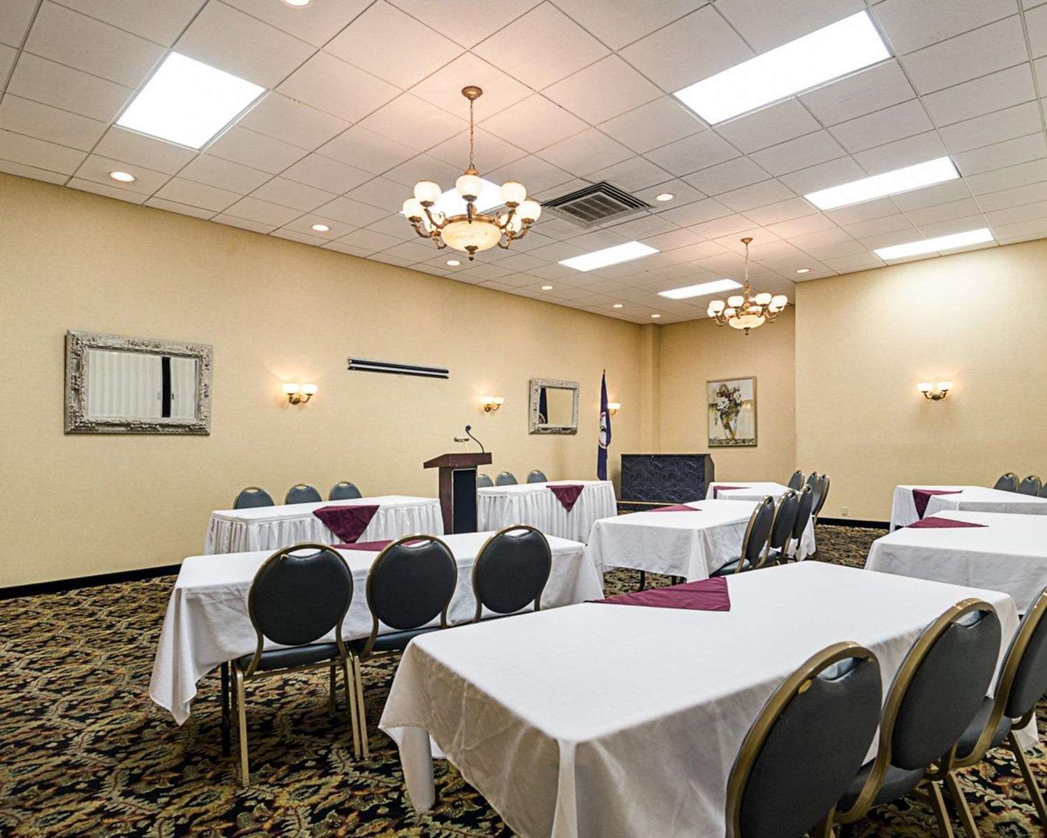 Quality Inn Shenandoah Valley 26/28