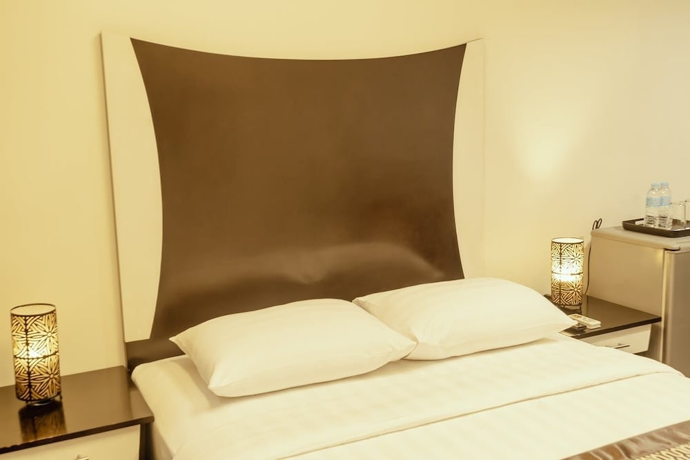 SUPERIOR, DOUBLE BED