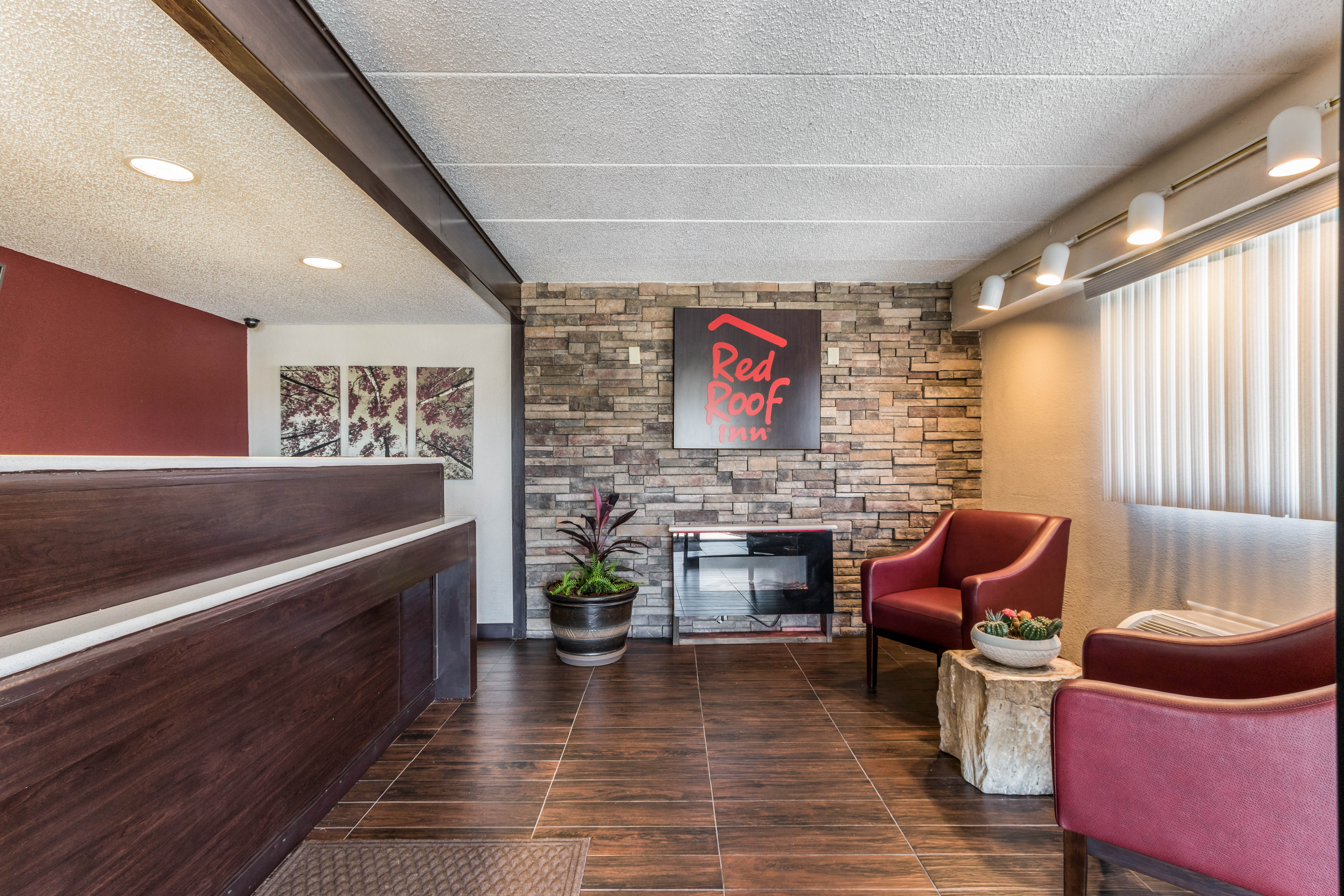 Red Roof Inn Columbia Mo 18/19