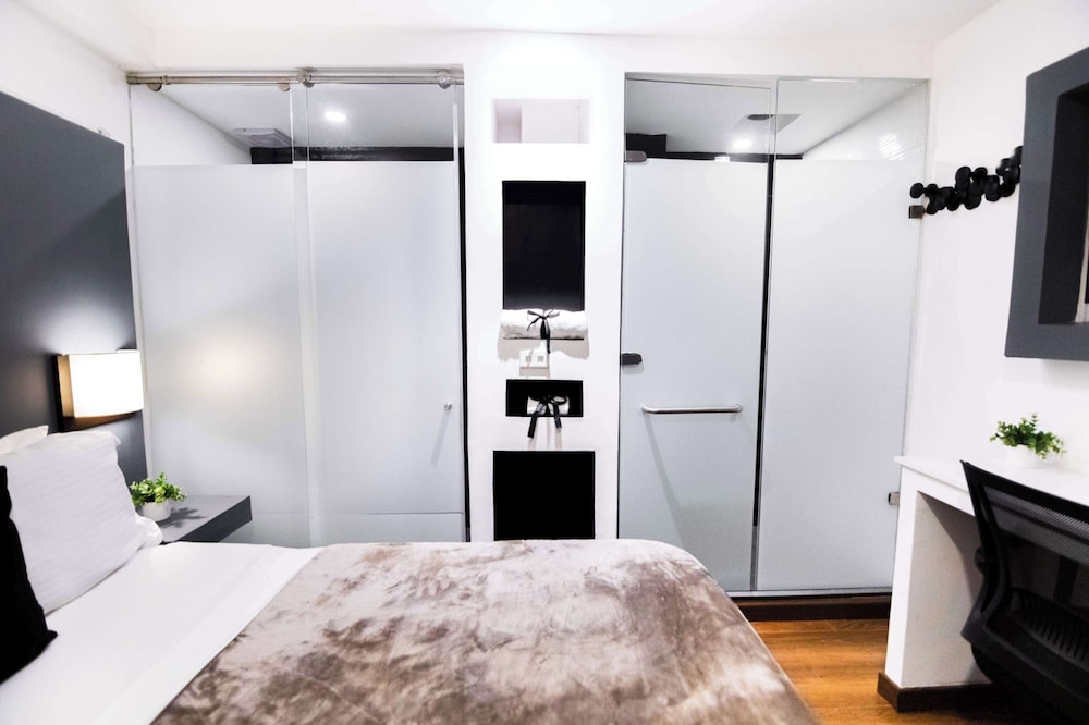 Hotel Z3 13/50
