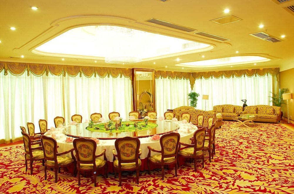 Pantower International Hotel 21/50