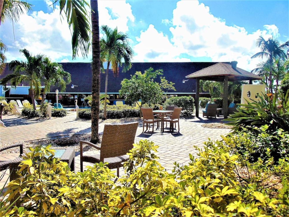 Dolphin Key Resort 39/50
