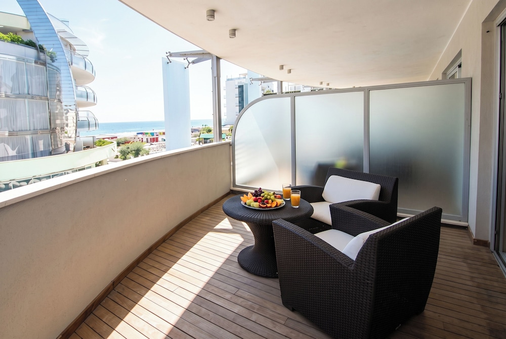 Hotel Premier & Suites 39/60