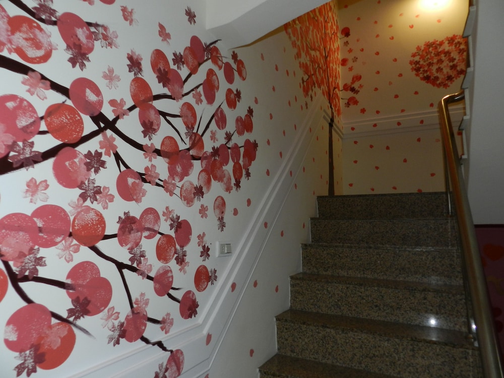 Tainan Inn 48/75
