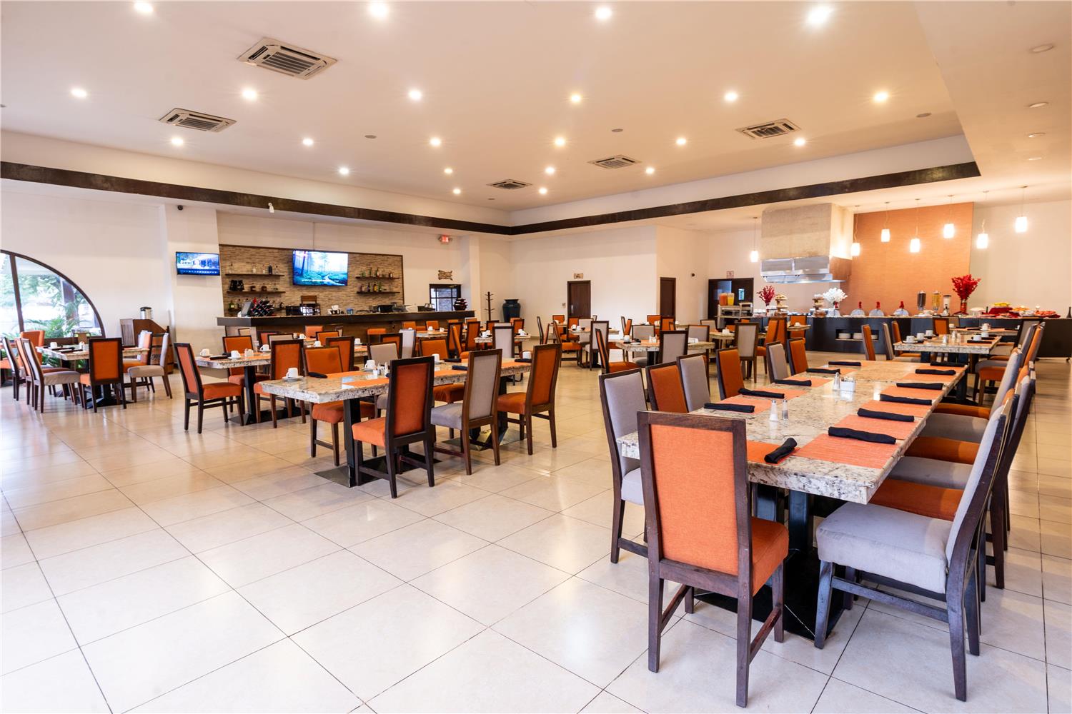 restaurant cafeteria
