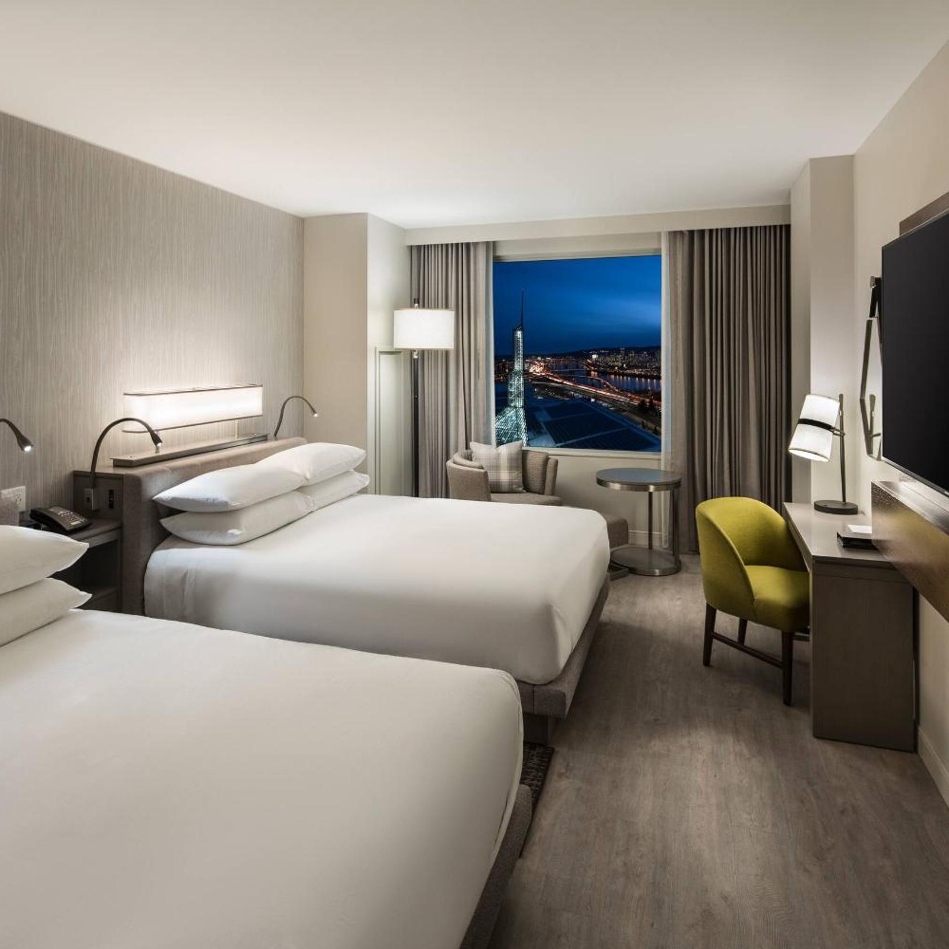 غرفة بسريرين كوين بإطلالة، Hyatt Regency Portland At The Oregon Convention Center 2/4