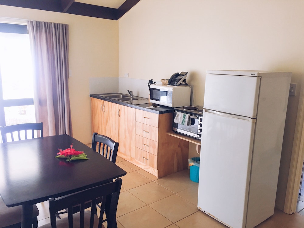 CLUB RARO RESORT 59/75