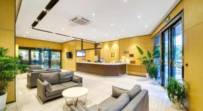 IU Hotel (Suzhou Dushu Lake Moon Bay Metro Station) 9/54