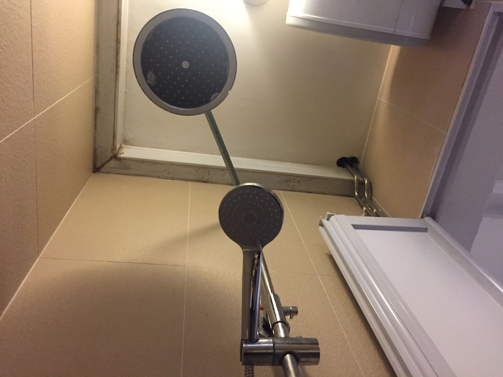 Royal Hostel Singapore 15/33