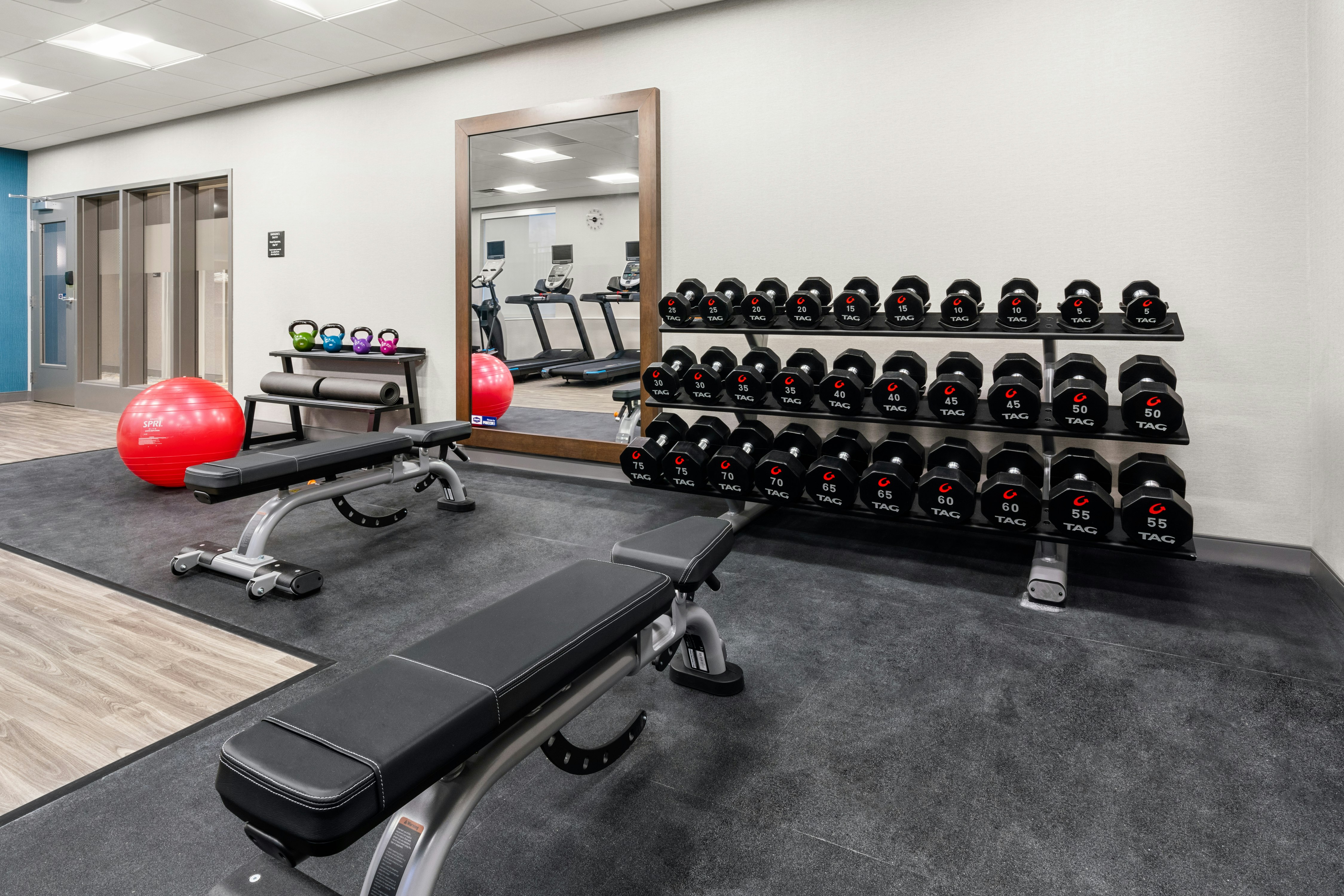 Hampton Inn & Suites Portland Tigard 9/17